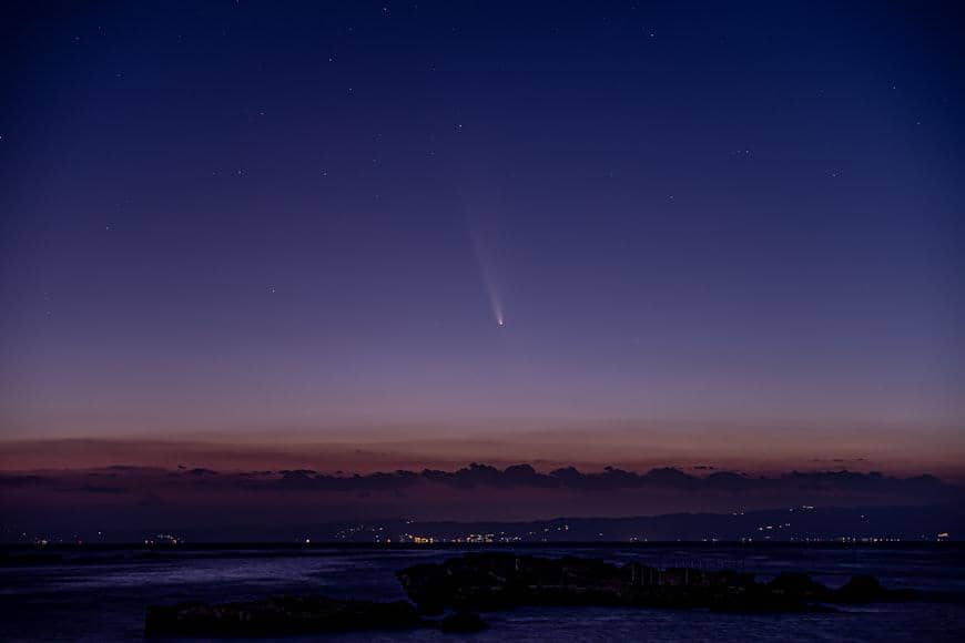 ilustrasi gamma normids yang mudah dilihat dari Bumi selatan