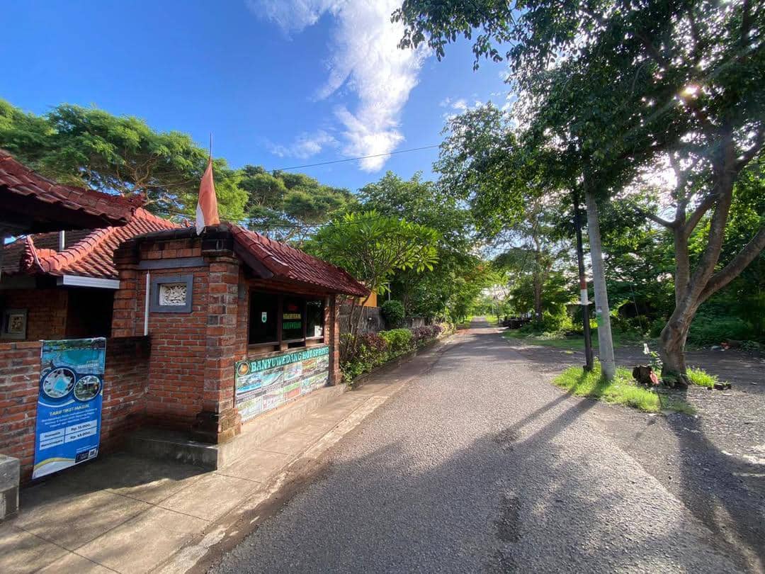 pintu masuk Banyuwedang Hot Spring (instagram.com/banyuwedang_hotspring)