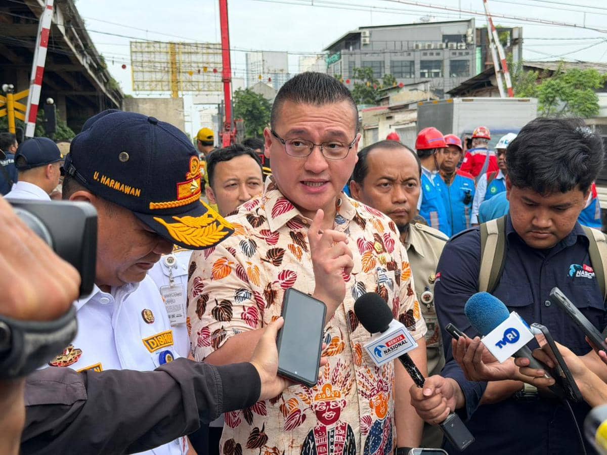 Anggota DPRD DKI Geram Lihat Macet di Lokasi Proyek Flyover Latumenten