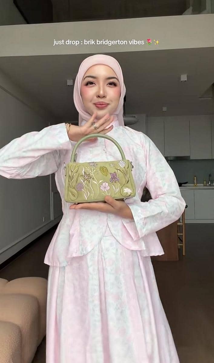 Inspirasi Makeup Soft Glam ala Bridgerton untuk Buka Puasa dan Lebaran