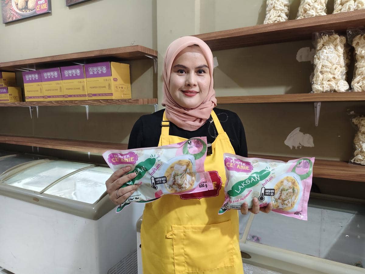 Frozen Laksan khas Palembang dengan kuah udang satang