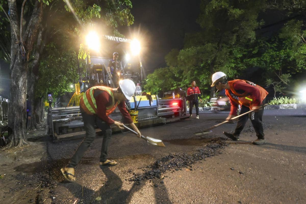 Pemkot Surabaya Gelontorkan Rp40 M untuk Perbaikan Jalan Berlubang