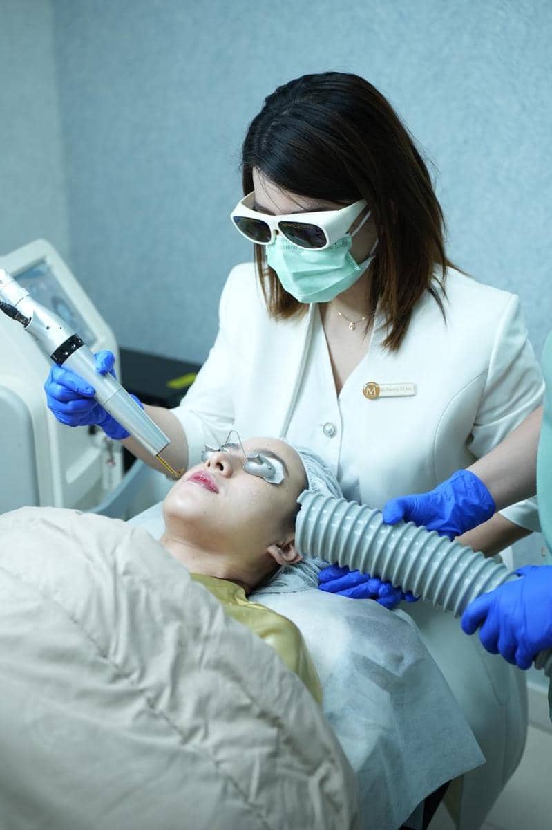 potret perawatan di Miracle Aesthetic Clinic