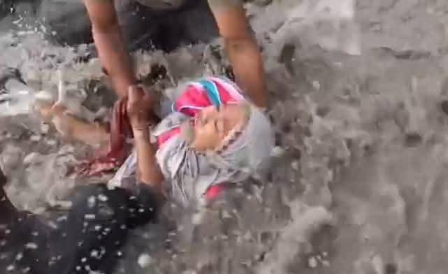 Viral Bocah SD Terseret Lahar Dingin Semeru saat Berangkat Sekolah