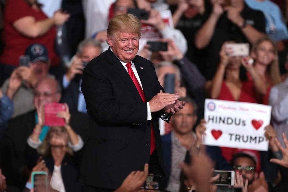 Trump Mau Sita Rumah Warga di Meksiko buat Bangun Tembok Perbatasan