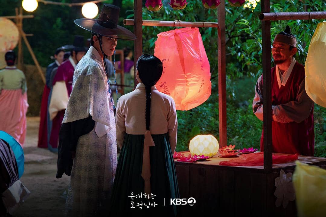 Moon Sang Min, Nam Ji Hyun, dan Choi Duk Moon di To My Beloved Thief