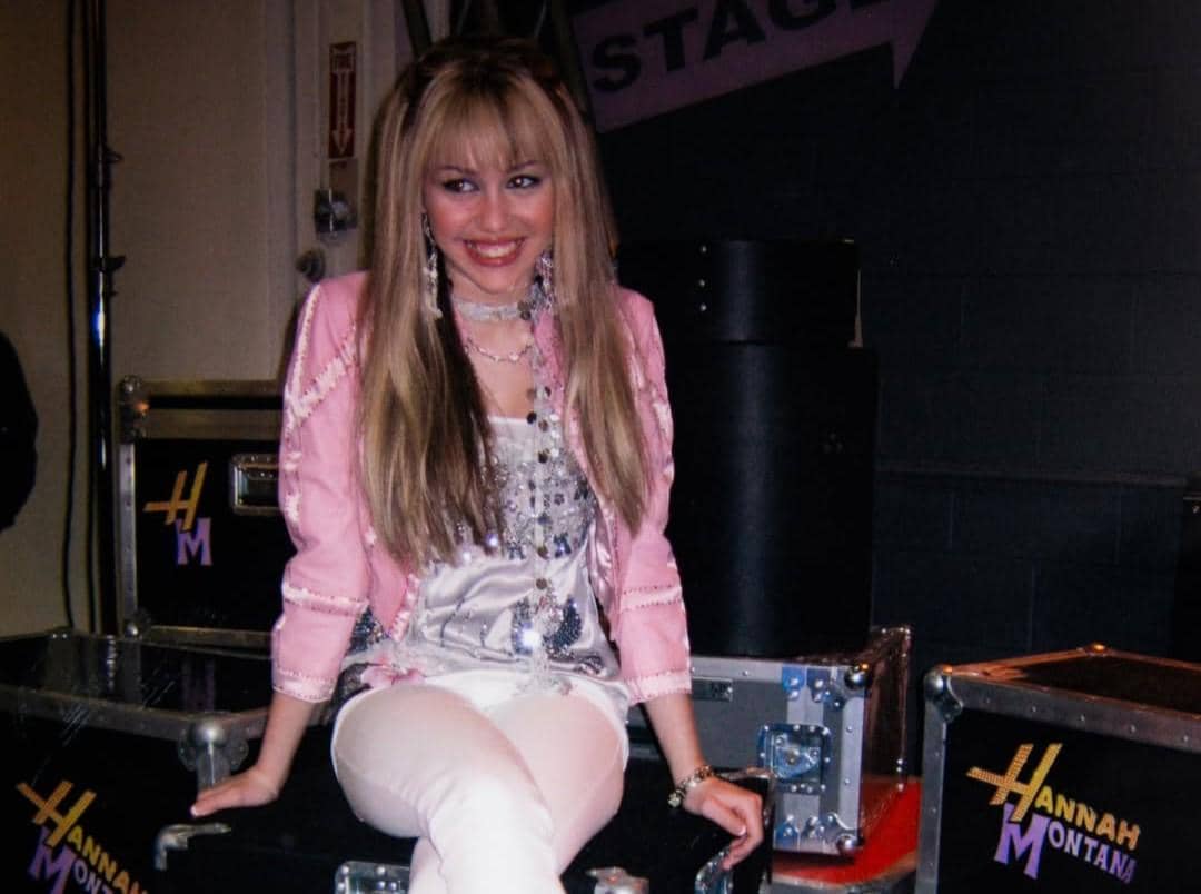 Miley Cyrus sebagai Hannah Montana