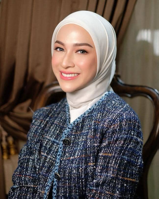 ide makeup bukber ala Nina Zatulini