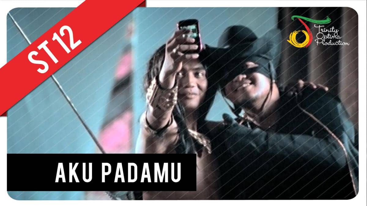 cuplikan video klip "Aku Padamu"