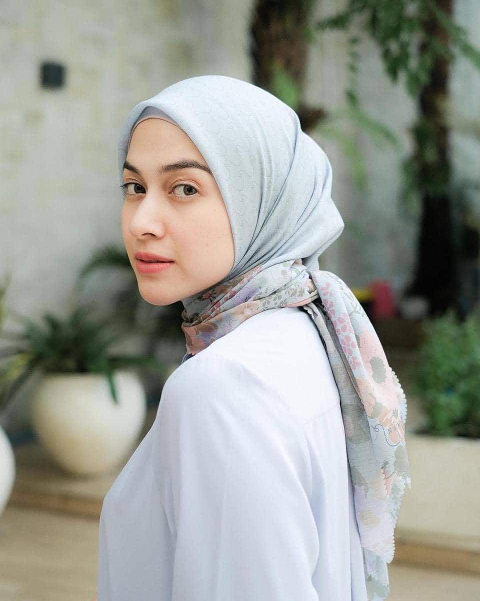 ide makeup bukber ala Nina Zatulini