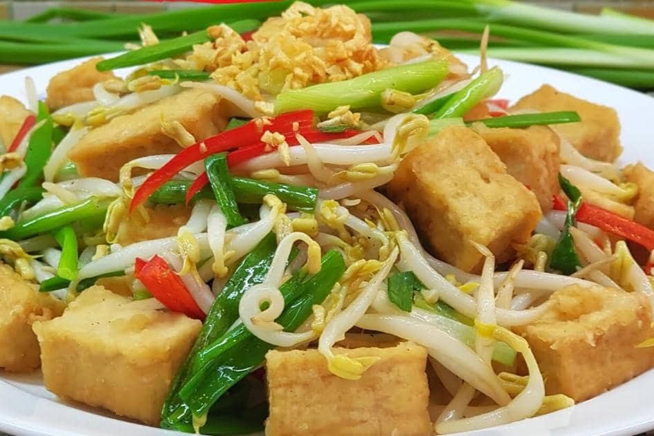 ilustrasi tumis tahu tauge saus tiram