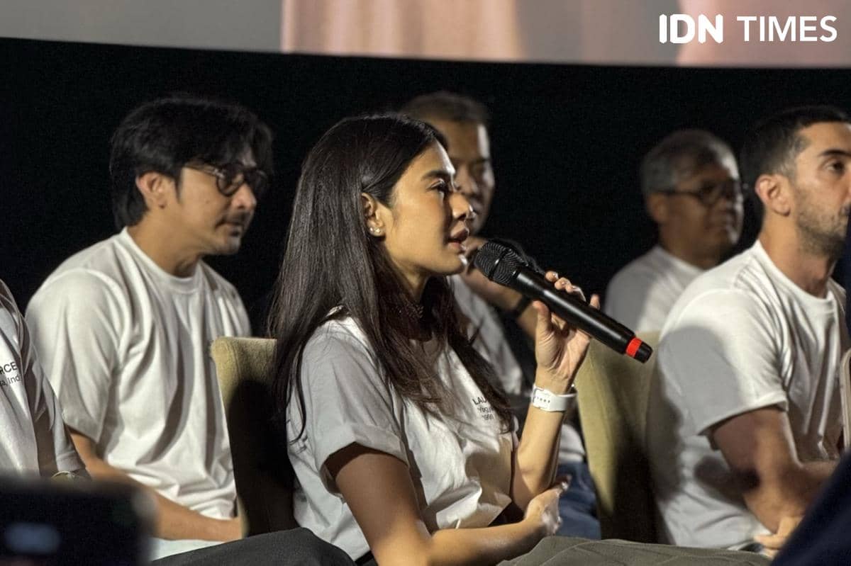 momen konferensi pers Laut Bercerita pada Selasa (24/2/2026)