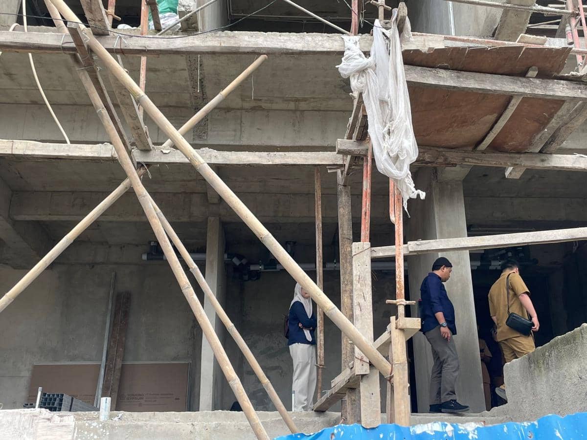 DCKTR Sidak Pembangunan Gedung di Serpong, Diduga Tak Sesuai PBG (IDN Times/Muhamad Iqbal)