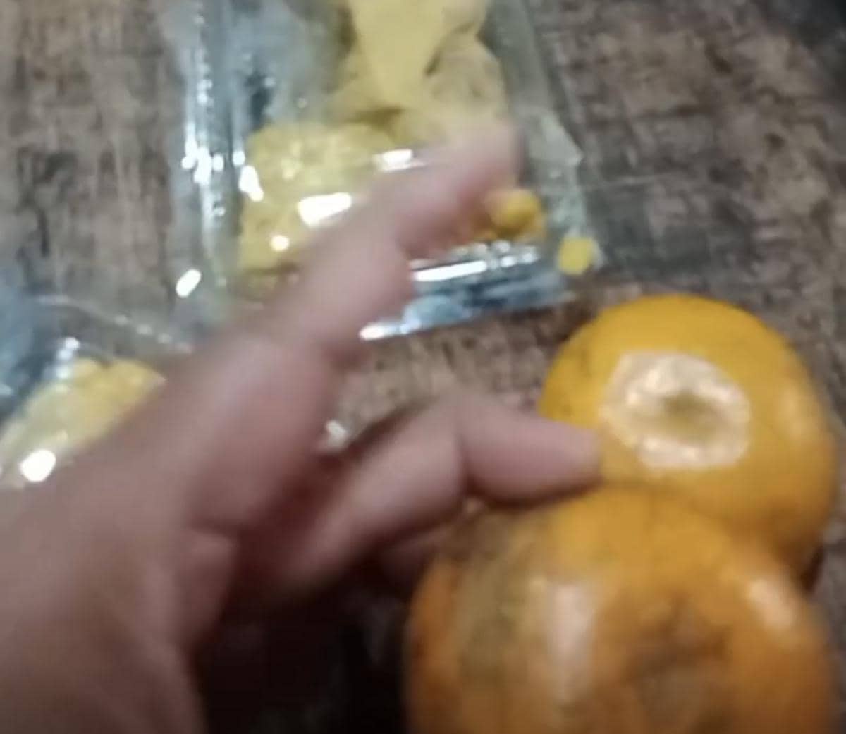 Warga Rangkasbitung mengeluhkan menu MBG saat Ramadan