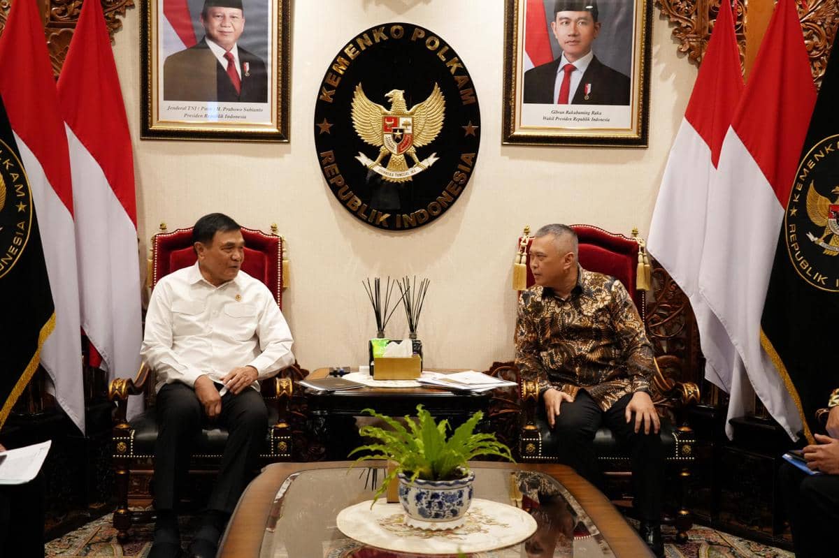 Terima Menhub, Menko Djamari Minta Inspeksi Kendaraan Mudik Diperketat