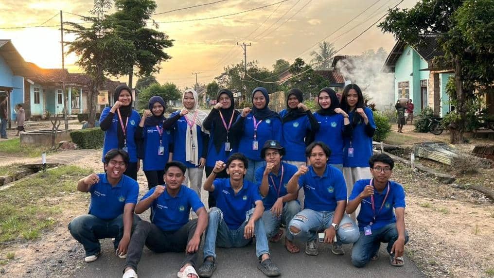 Mahasiswa KKN Unila periode I tahun 2026 melaksanakan program kerja pembuatan insinerator atau tempat pembakaran sampah minim asap di Dusun 2, Desa Margo Lestari, Kec. Jati Agung, Kab. Lampung Selatan