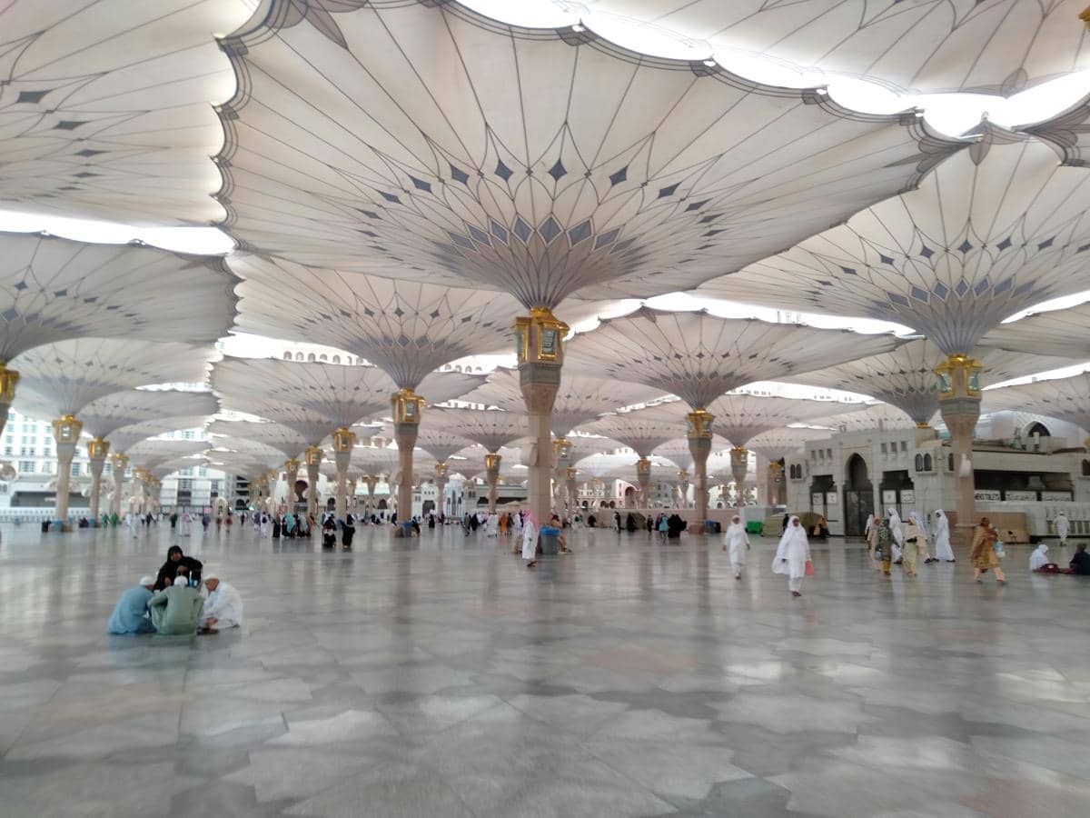 Bolehkah Iktikaf di Masjid Nabawi saat High Season Ramadan?