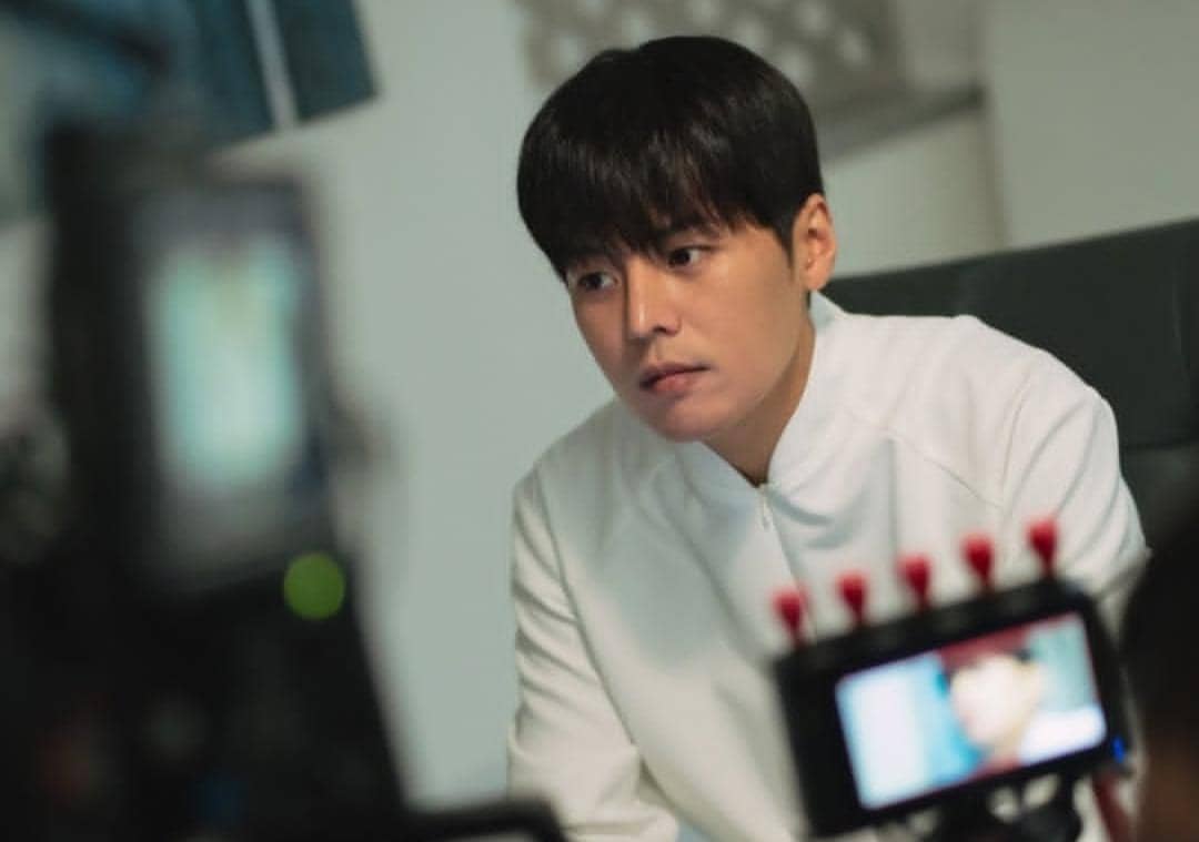 Ryeo Un di drama Bloody Flower