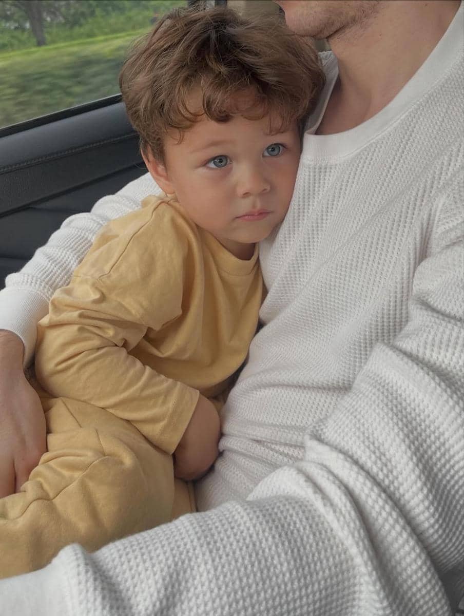 Kedekatan Stefan William dan anak