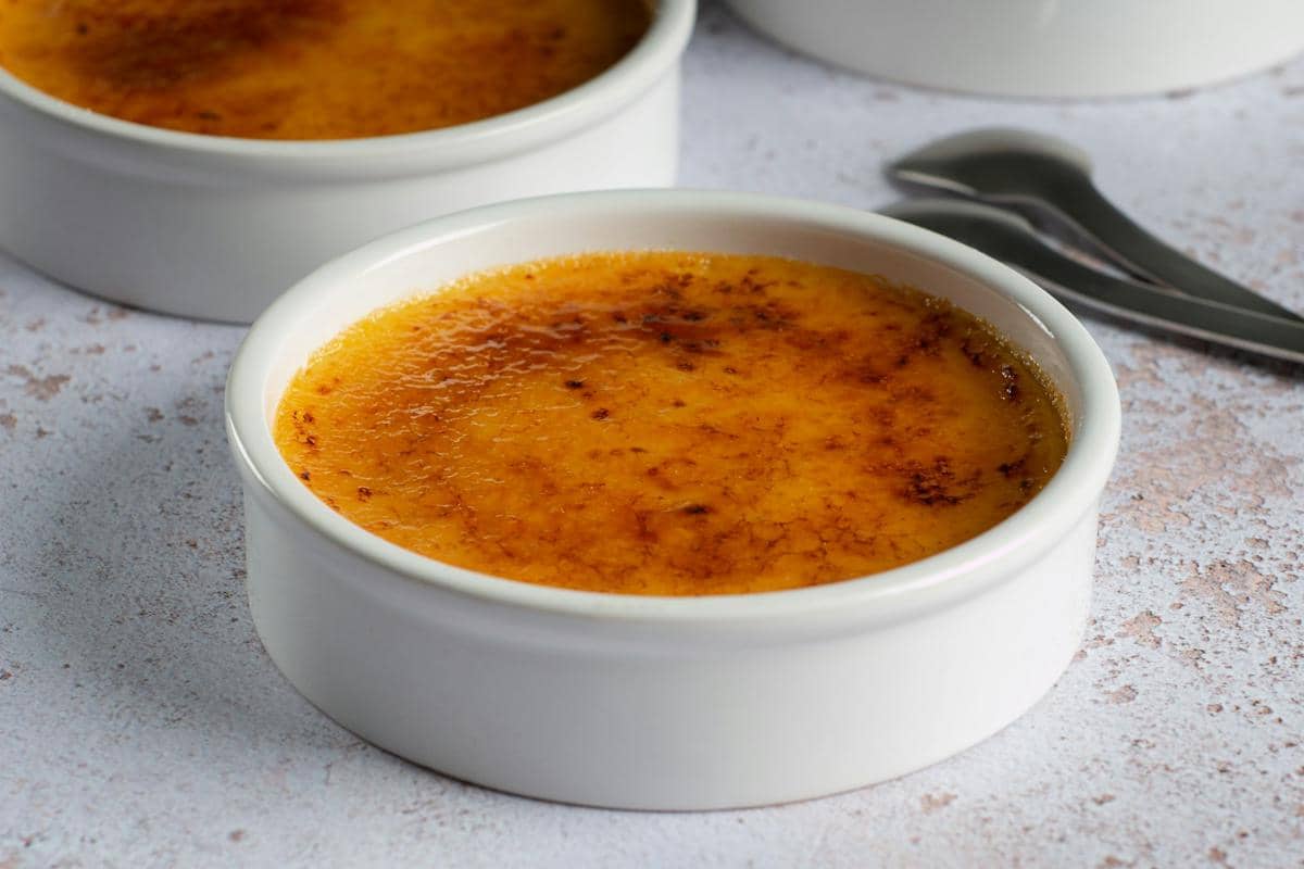 Resep Thai Tea Creme Brulee, Lembutnya Bikin Ketagihan!