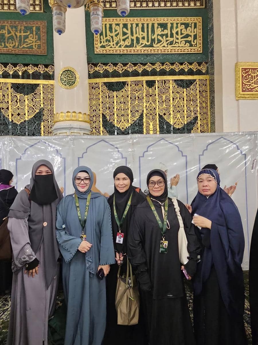Fitri Carlina pertama kalinya umrah di bulan Ramadan