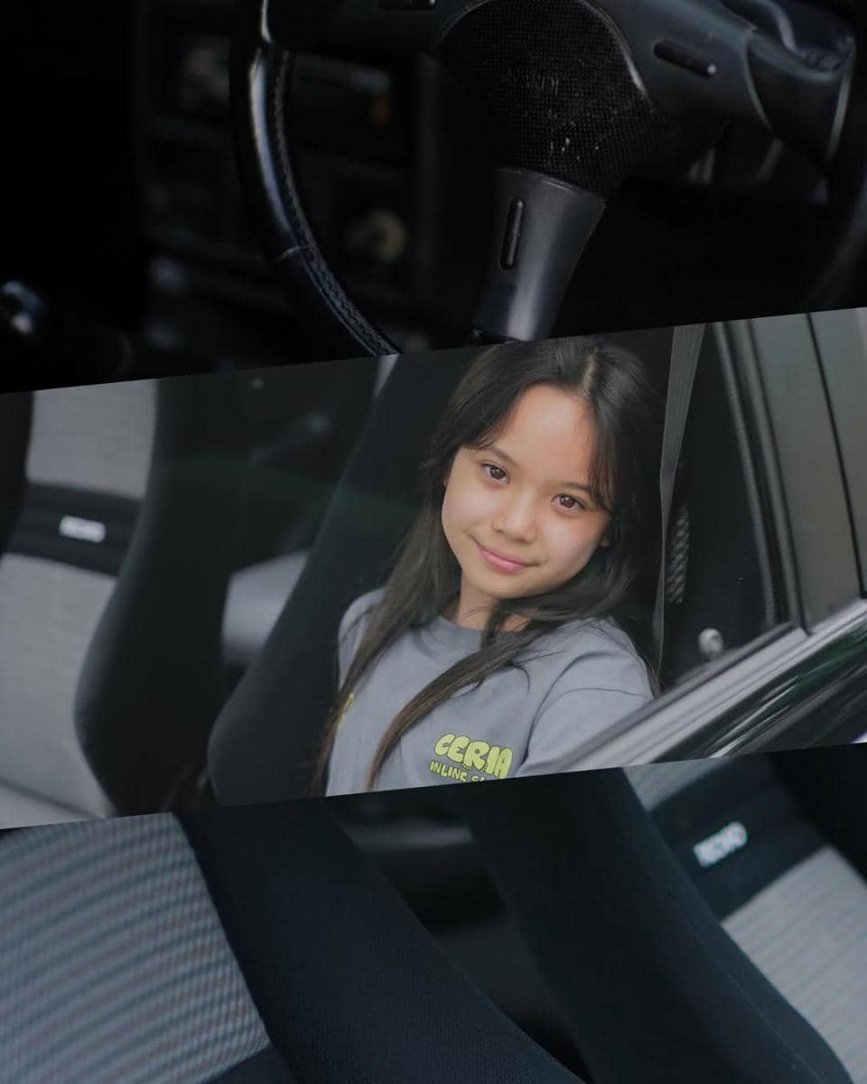 Gading Marten ajak Gempi jalan-jalan dengan mobil tua