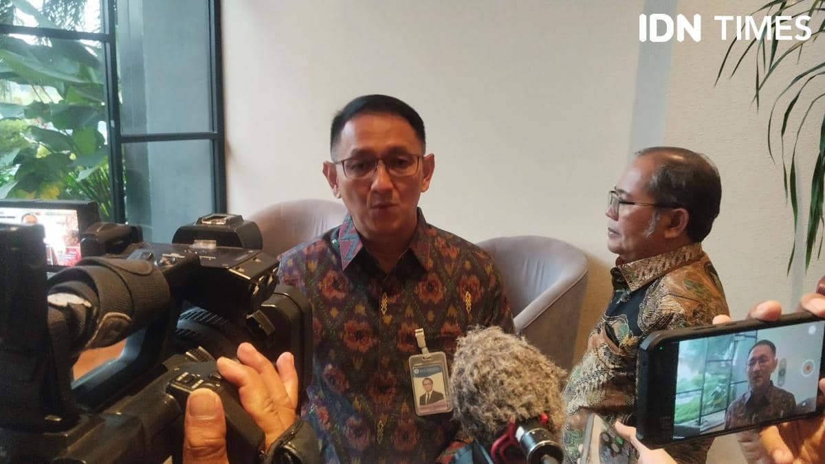 Kepala Bank Indonesia Sumatera Selatan Bambang Pramono dalam dokumentasi untuk liputan berita IDN Times.