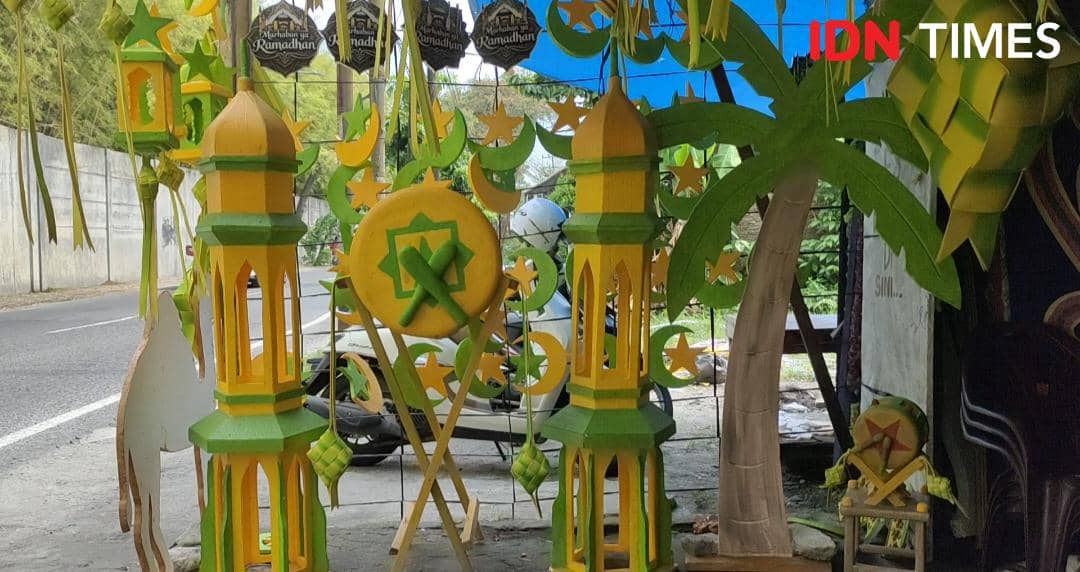 Melihat Penjualan Pernak-pernik Ramadan dan Idul Fitri di Medan