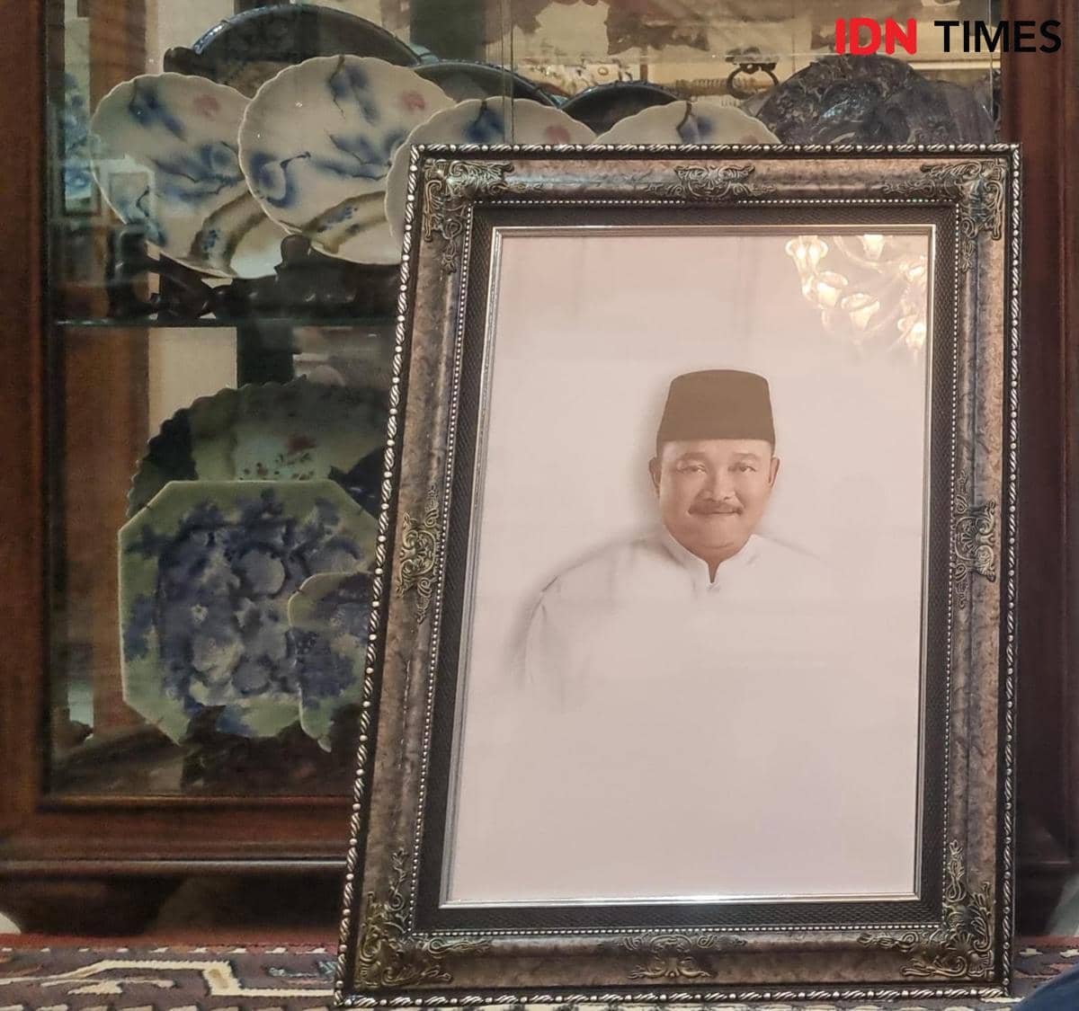 Suasana Rumah Duka Alex Noerdin di Palembang, Ramai Disambangi Kerabat