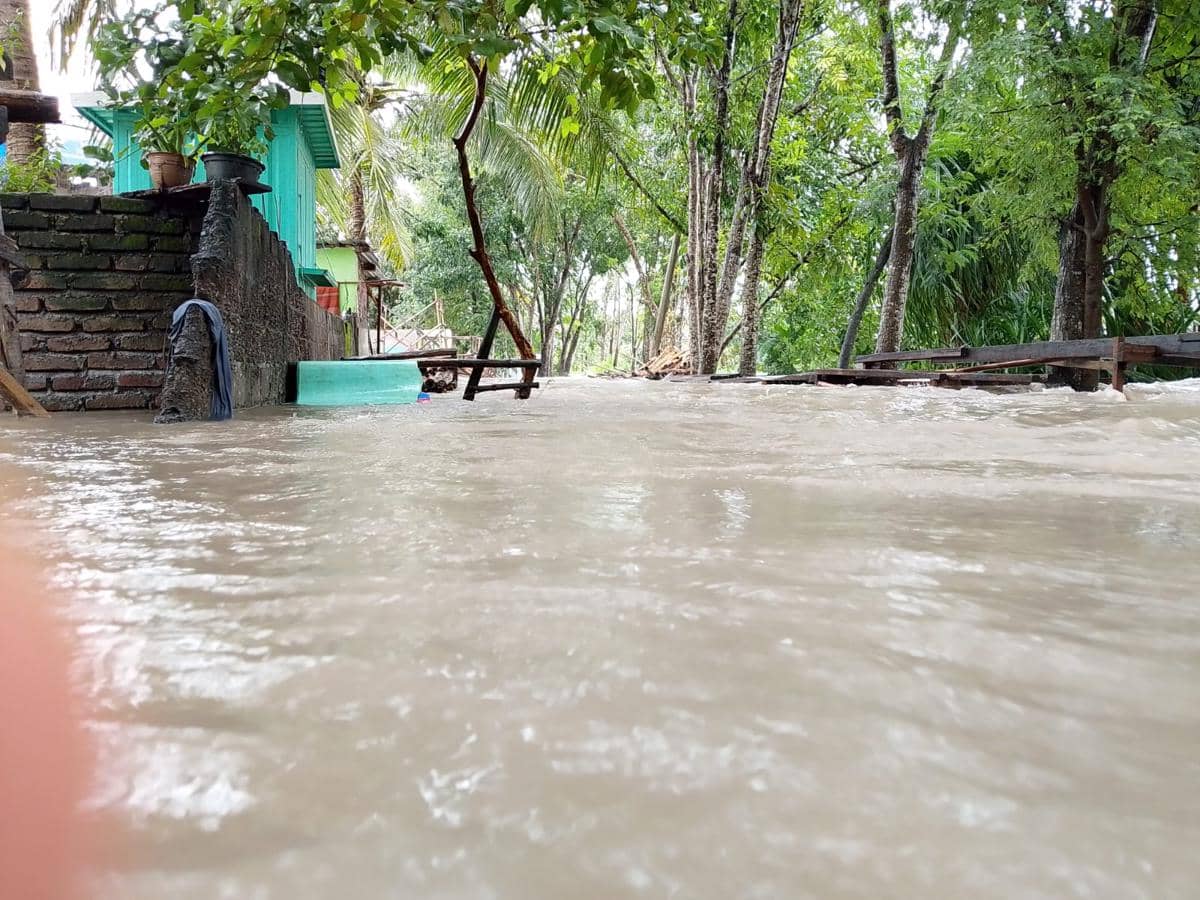 Banjir bandang terjadi di desa Wakan Kecamatan Jerowaru.