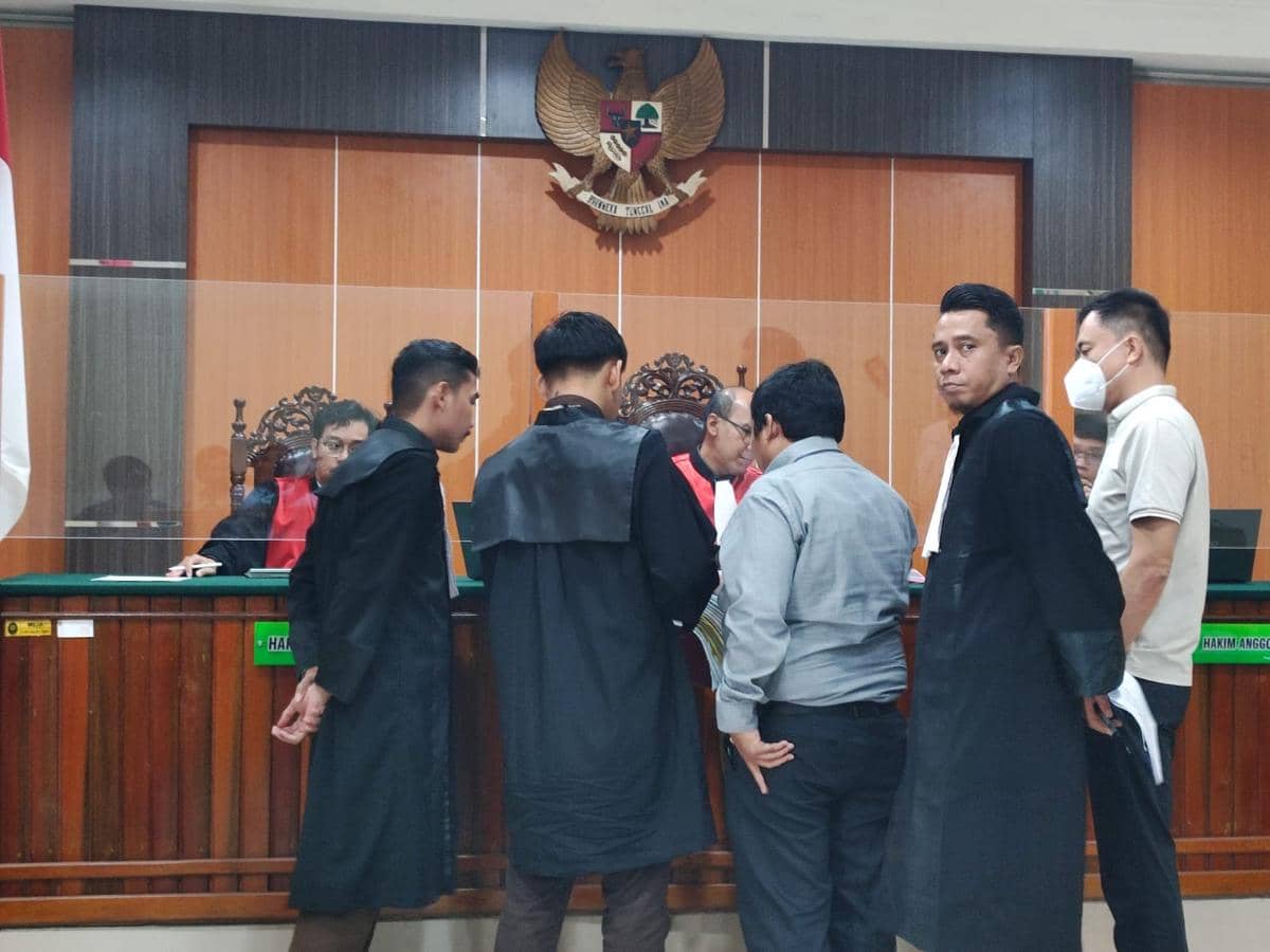 Sidang lanjutan dugaan tambang ilegal memanas.