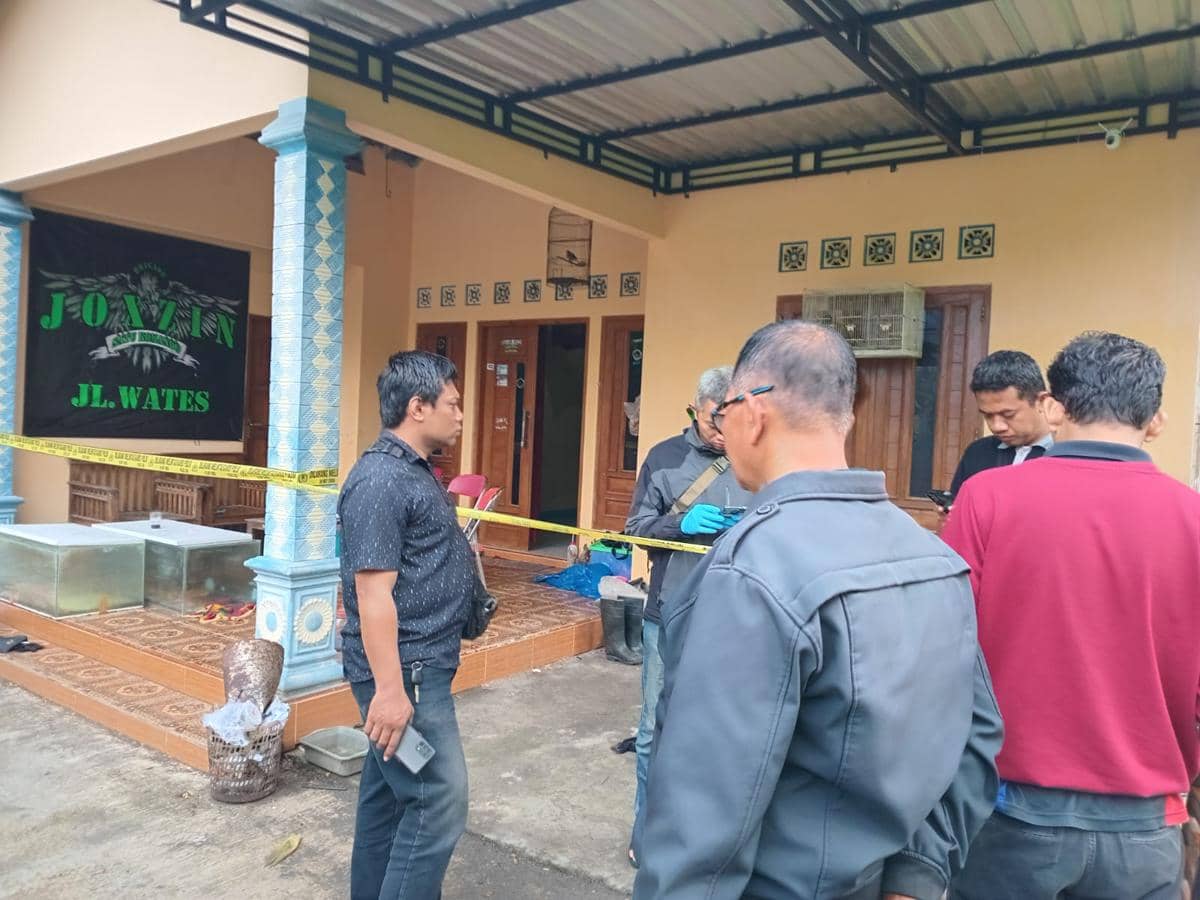 Warga Sedayu Dibacok hingga Tewas Saat Tidur oleh Pria Bertopeng