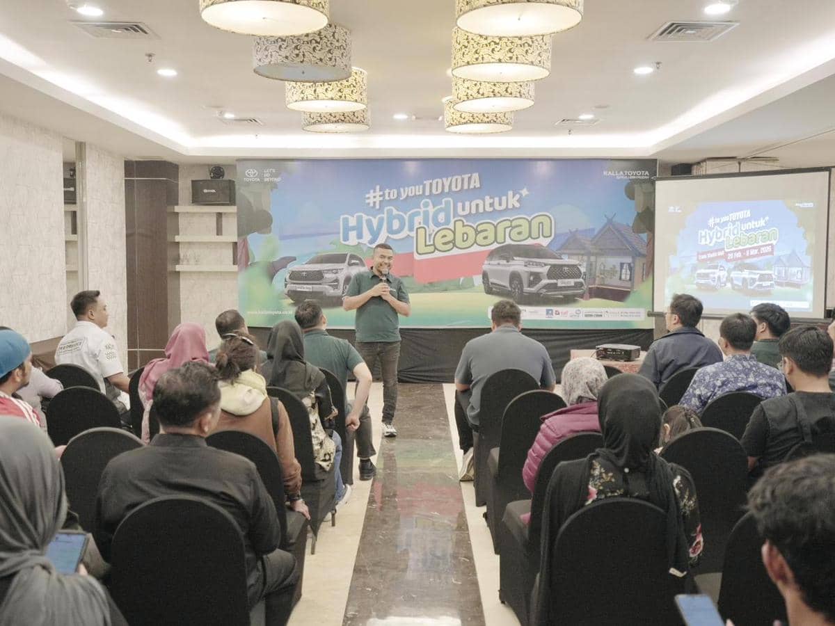 Sambut Ramadan, Kalla Toyota Gelar Pameran “Hybrid untuk Lebaran”