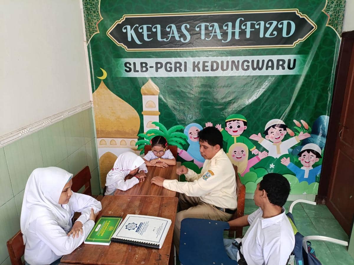 Kegiatan pondok ramadan di SLB B Kedungwaru Tulungagung. IDN Times/Bramanta Pamungkas