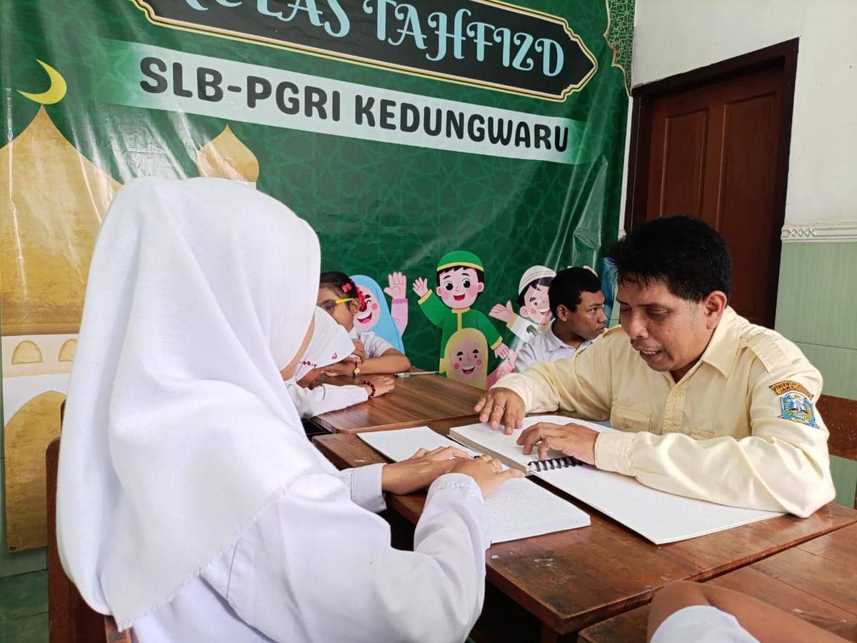 Kegiatan pondok ramadan di SLB B Kedungwaru Tulungagung. IDN Times/Bramanta Pamungkas
