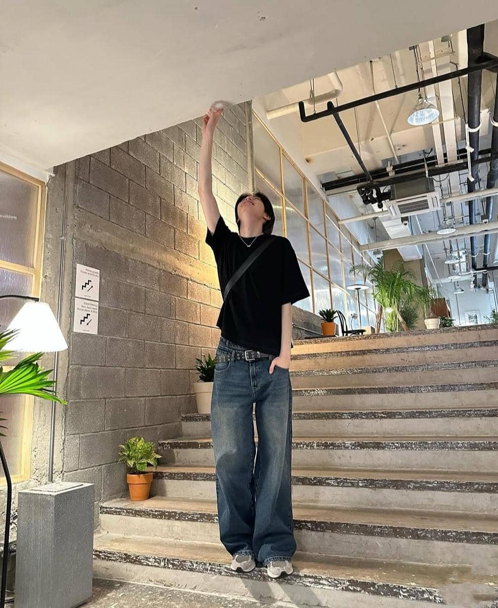 OOTD dengan celana lebar ala AA BUS 