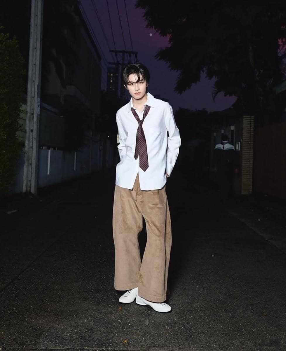 OOTD dengan celana lebar ala AA BUS 