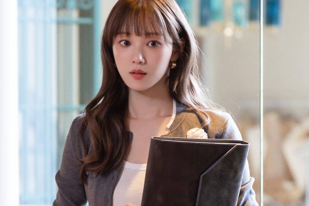 5 Ciri Kepribadian Song Ha Ran di In Your Radiant Season