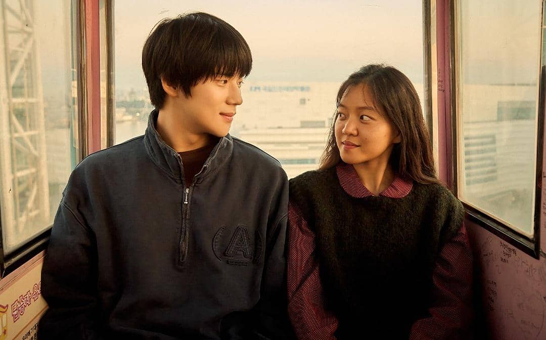 romansa dibangun dari momen kecil alasan Pavane cocok untuk pecinta slow burn romance