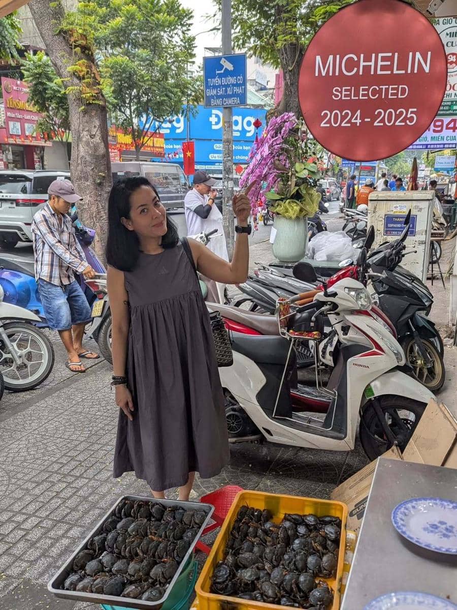 Lulu Tobing saat jalan-jalan di Vietnam