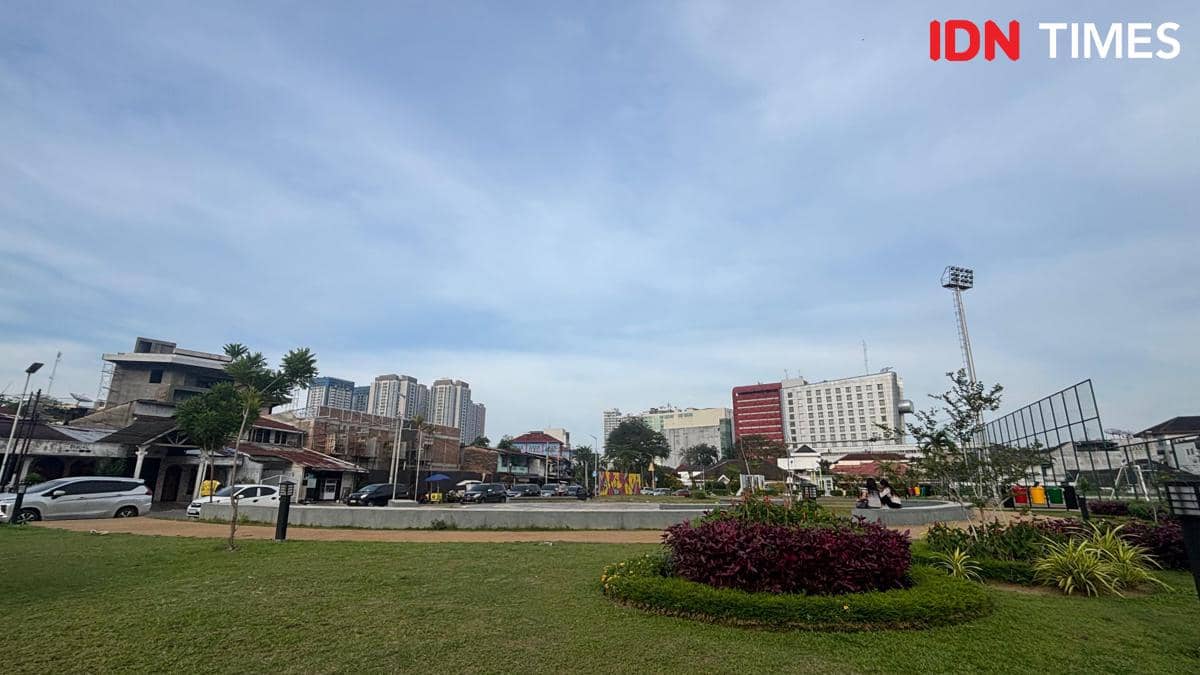 Taman Kebun Bunga Medan (Mangara Wahyudi)