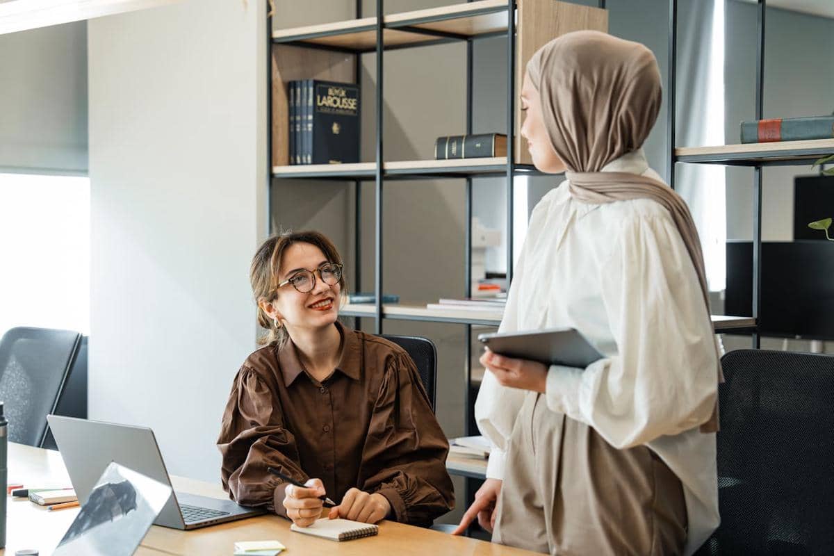 5 Red Flag Budaya Kantor Toxic Berkedok "Kita Ini Keluarga", Hati-Hati!