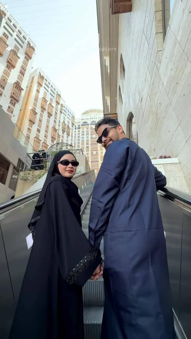 Seleb umrah di awal Ramadan 2026.