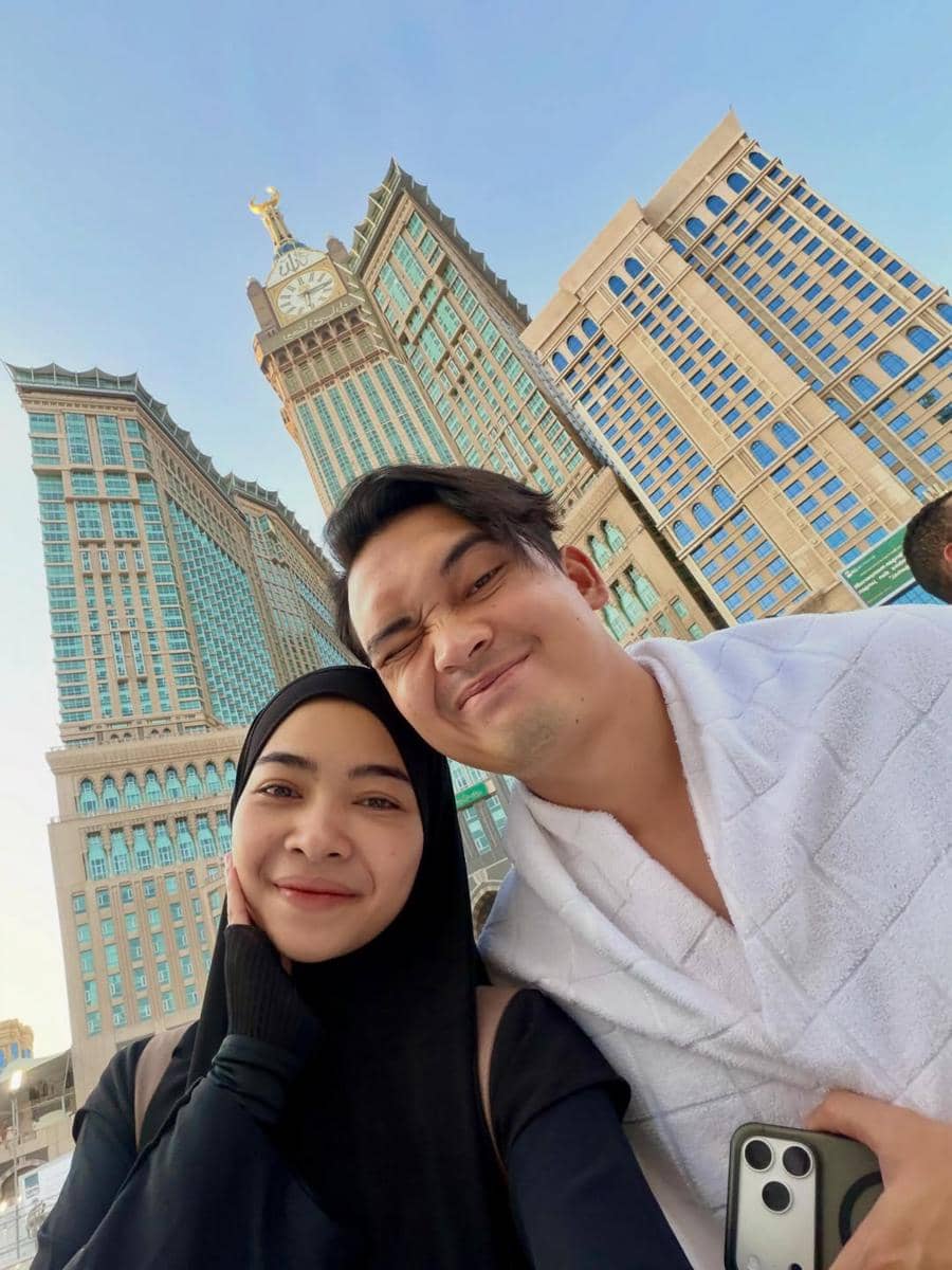 Seleb umrah di awal Ramadan 2026.