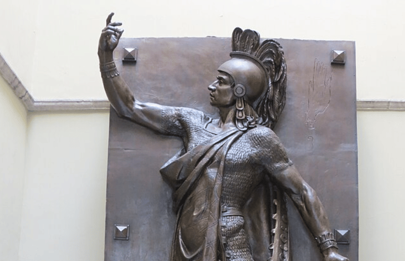patung Cuauhtémoc