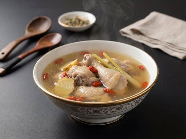 5 Tips Memasak Sup Ayam Kembang Tahu, Lezat dan Bebas Amis