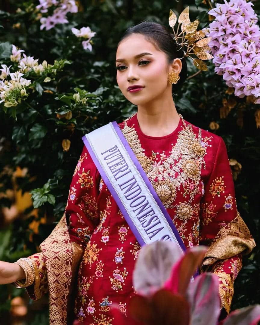 potret Najwa Putri Cahyani, Puteri Indonesia Sumatra Barat 1 2026