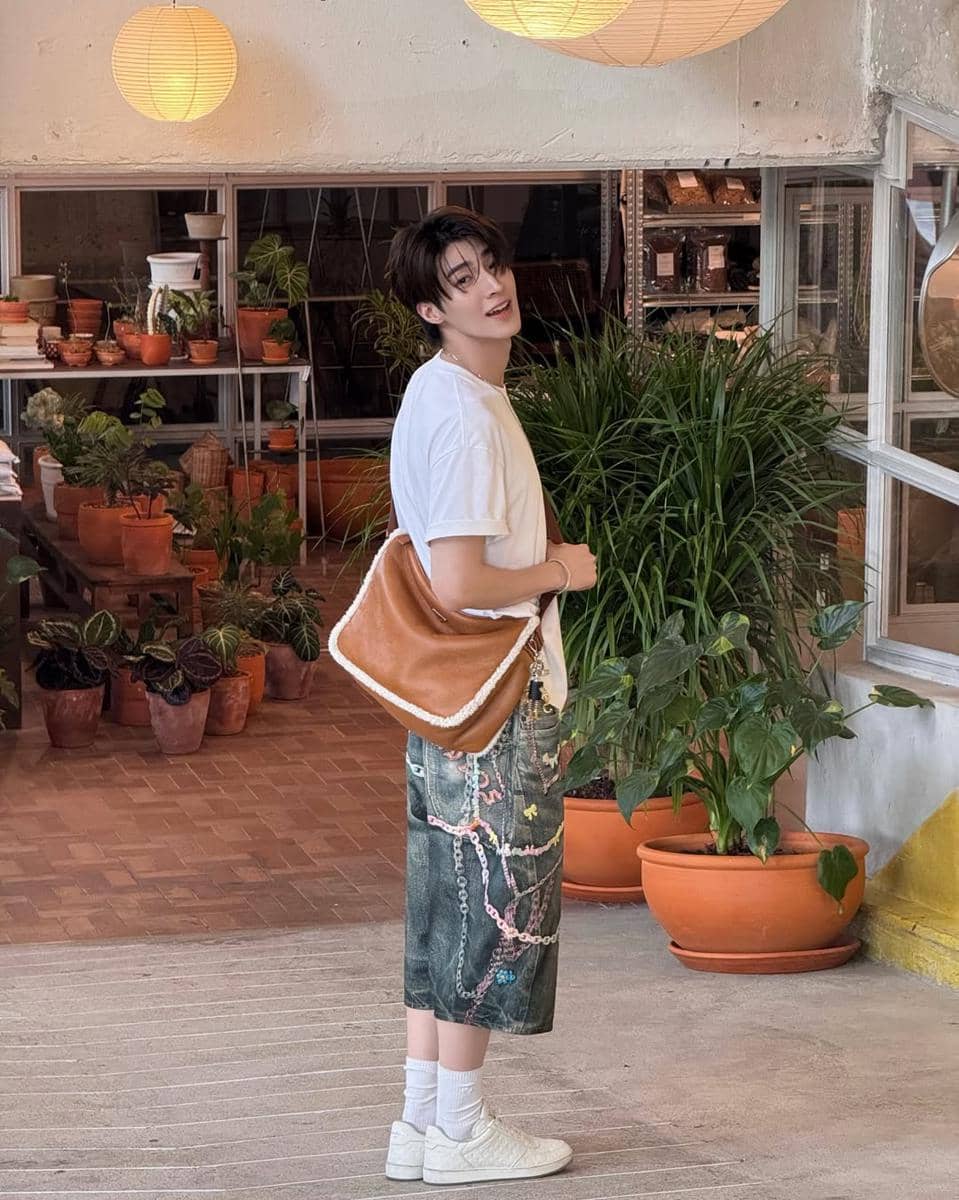 outfit Blue Pongtiwat