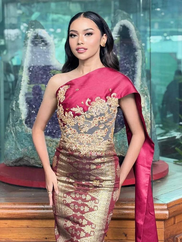 potret Najwa Putri Cahyani, Puteri Indonesia Sumatra Barat 1 2026