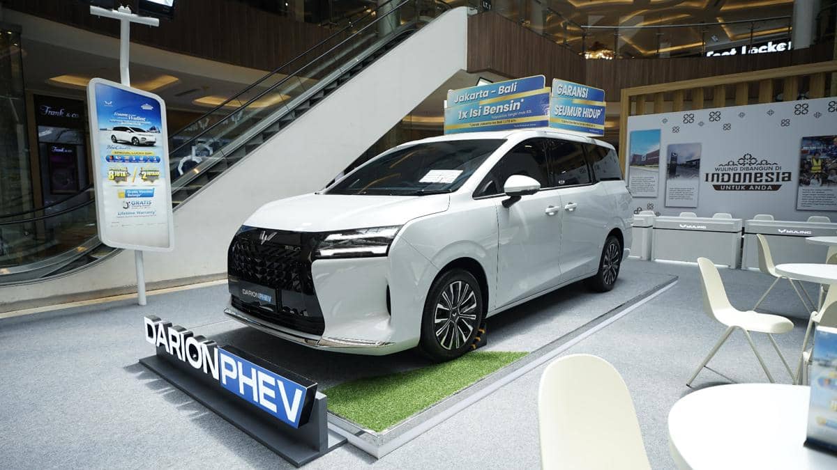 Darion merupakan MPV pertama di Indonesia yang hadir dalam dua varian elektrifikasi, EV dan PHEV.JPG